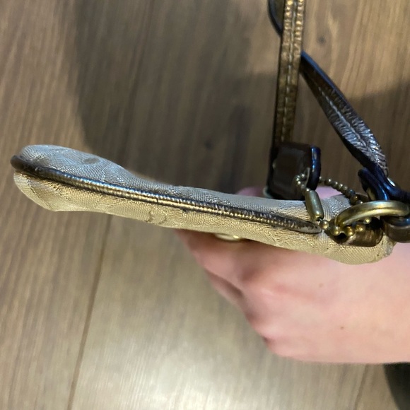 Coach small wristlet - Picture 5 of 7
